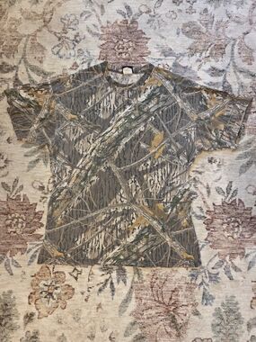 Shadow Branch 2000's Men's Large Camo Short-Sleeve T-Shirt